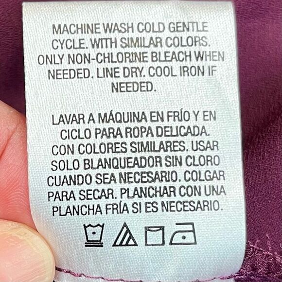 Covington Purple V-neck Sleeveless Blouse XL - Picture 9 of 9